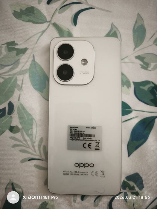 Telefone ainda semi-novo