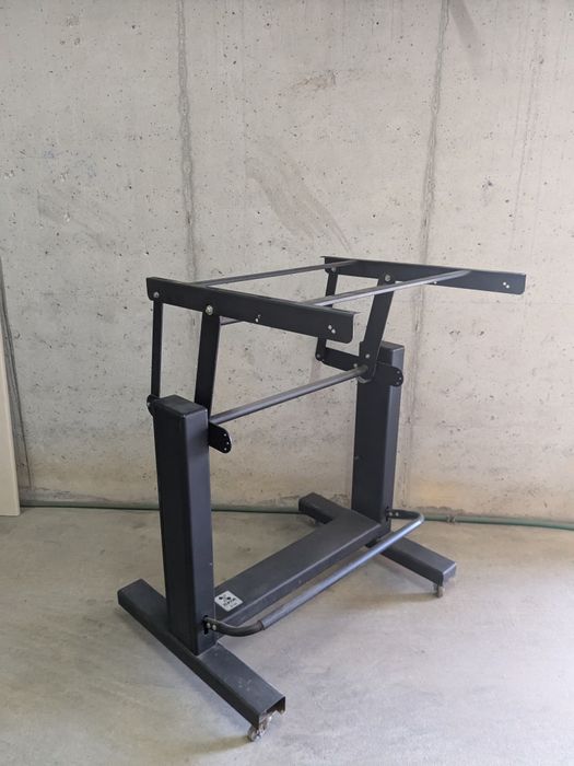 Mesa de trabalho de altura regulável, melhor oferta.