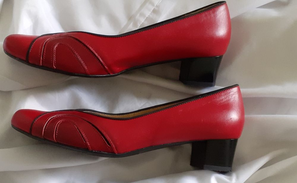 Sprzedam buty skórzane