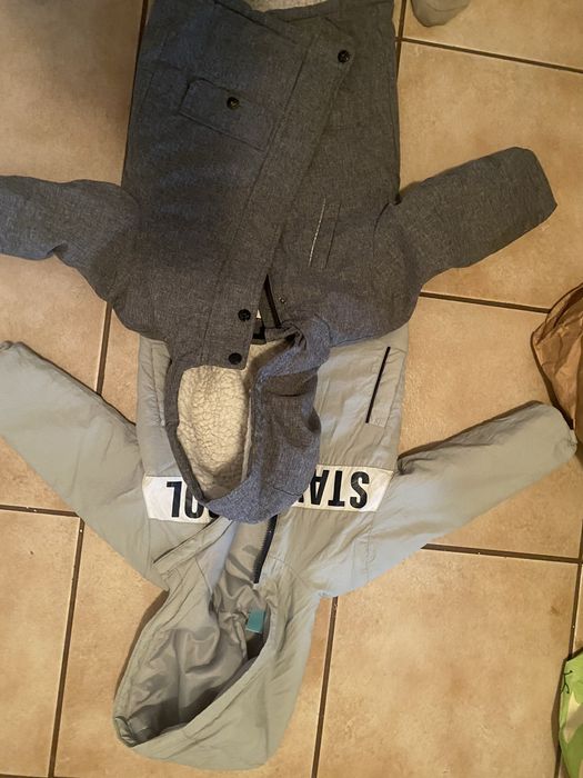 Paka ubran kurtki, czapki , spodnie koszulki , buty