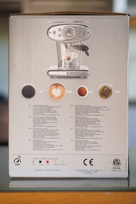 Máquina de café expresso. -  illy X1 Anniversary 1935 iperespresso