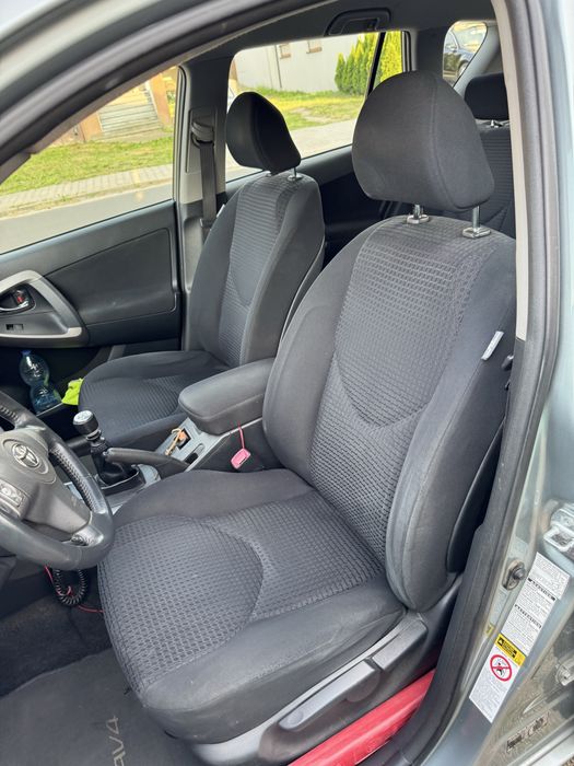 Sprzedam TOYOTA RAV4 2007 r