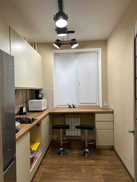 Продам 2 кімнатну квартиру на Подолі.