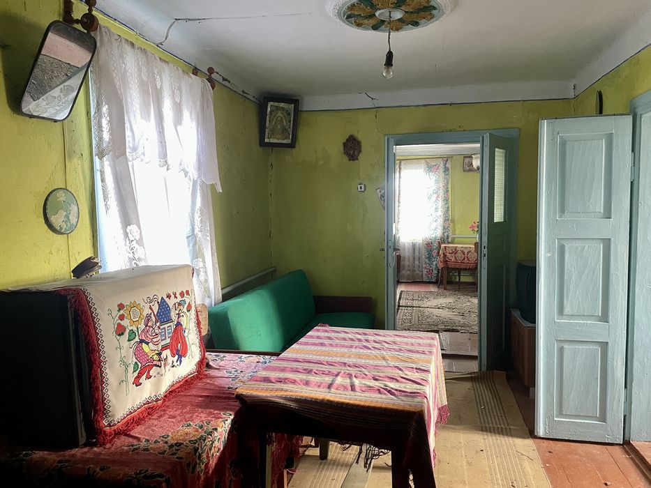 Цегляний будинок в Тайкурах, 15 км від Рівного