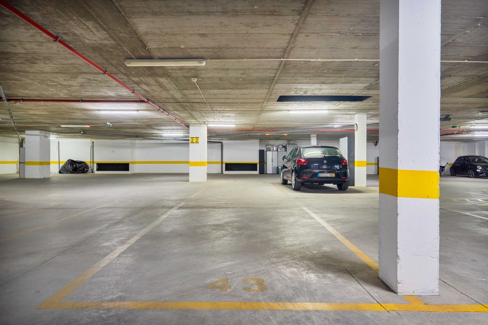 Apartamento T2 perto da Praia com Garagem e Piscina