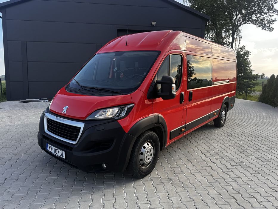 Peugeot Boxer Brygadówka 7 osobowa zabudowa