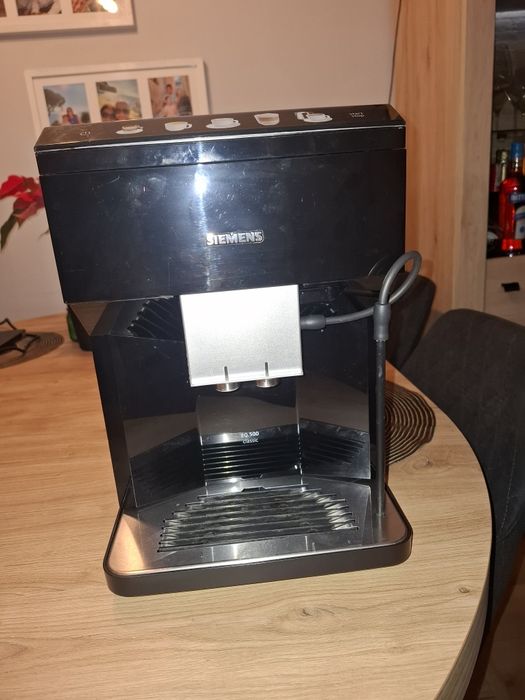 Ekspres do kawy EQ500