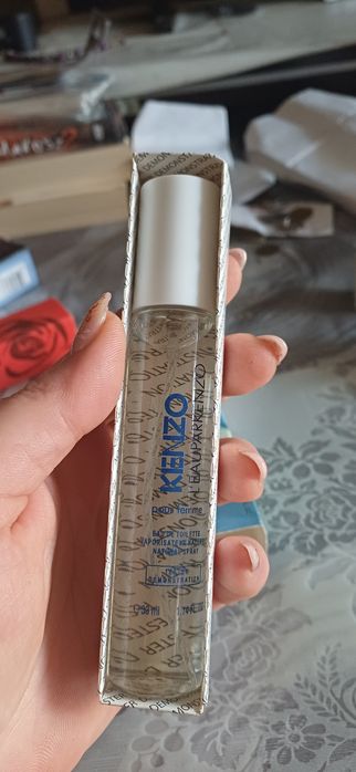 Zestaw damskich perfumetek