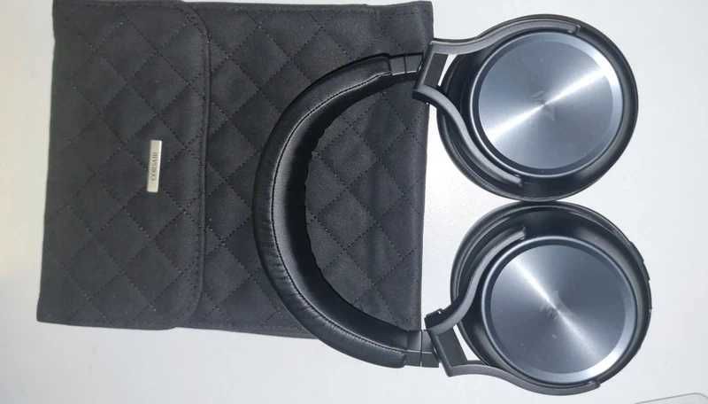 Corsair Virtuoso XT