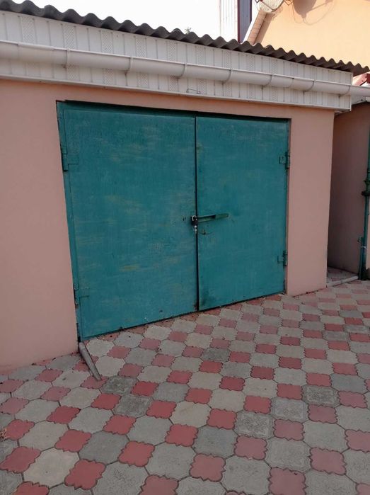 Продам будинок м.Глобино