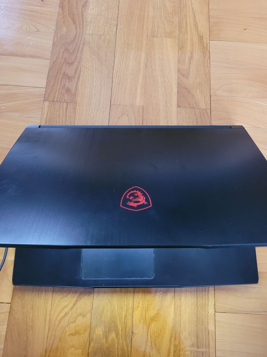 Laptop gamingowy MSI GF63