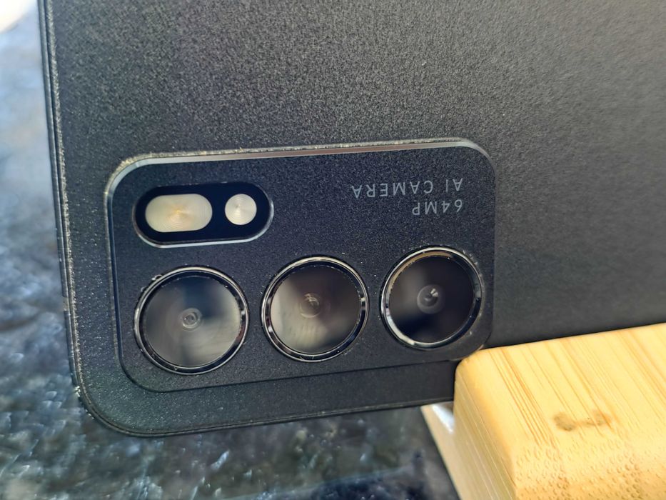 OPPO Reno 6 5G (8GB / 128GB)