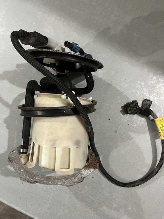 Паливний насос в зборі