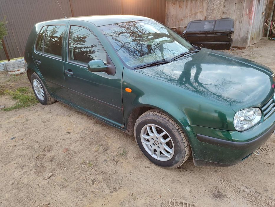 Крила Фольксваген гольф 4 крыло VW Golf 4