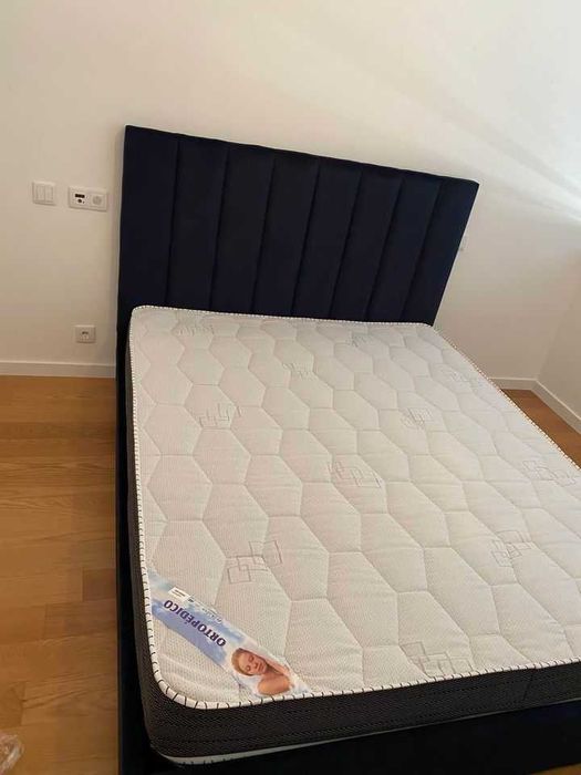 Camas De Casal Estofadas ALTA GAMA - MODELO GOMOS - Top de Gama 190x140m Estrado Incluído!!