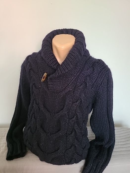 Мужской свитер 46/48 крупной вязки размер.