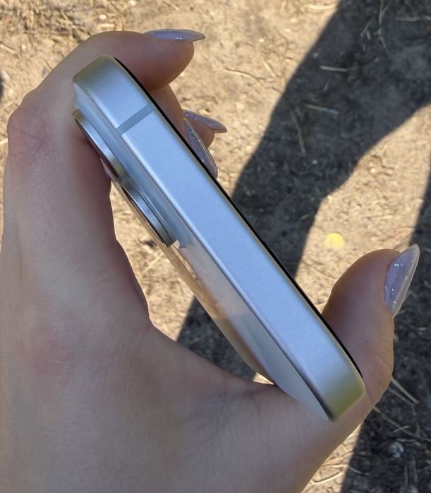 iPhone 15 128gb