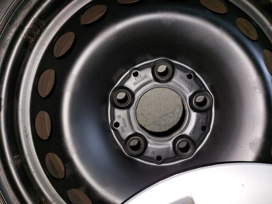 Jantes e Tampas de Jantes 15'' Mercedes-Benz