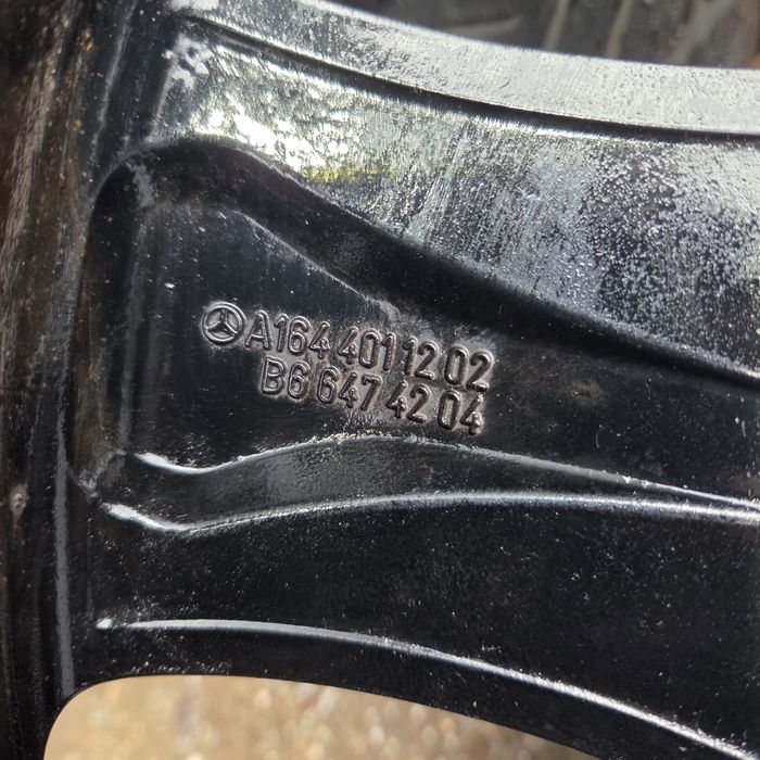 Диски оригінал mercedes R19 8j ЕТ60 ЦО 66,6