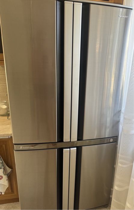 Холодильник Sharp