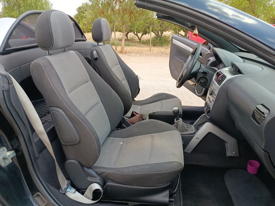 Opel tigra Twintop cabrio de 2005 a gasóleo 1.3 CDTI com 180mil kms nacional