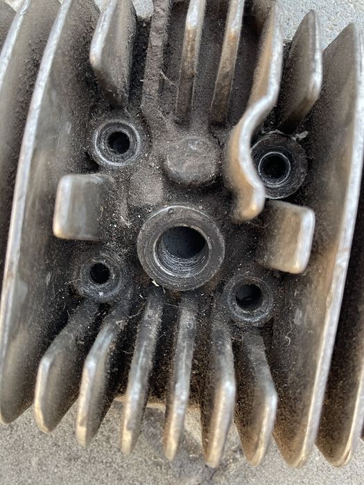 Продам головку циліндра Верховина/Карпати