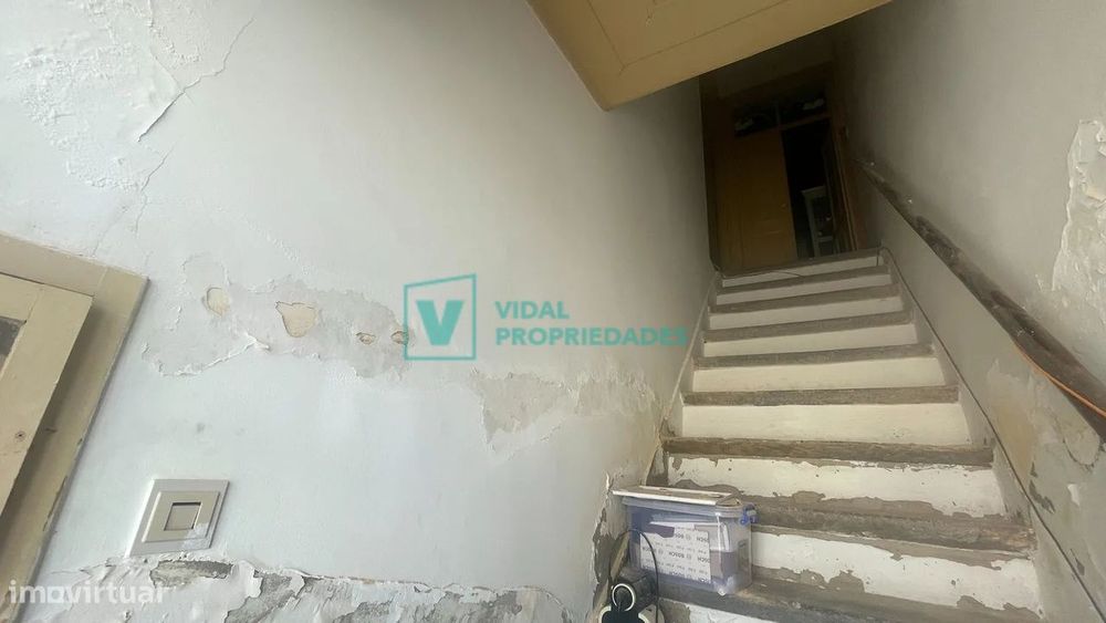 Prédio T8 em Faro com terraço e varanda