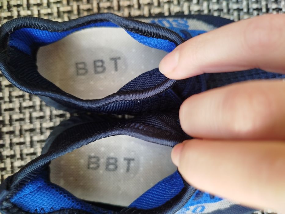 Весняні кросівки, красовки, мокасини