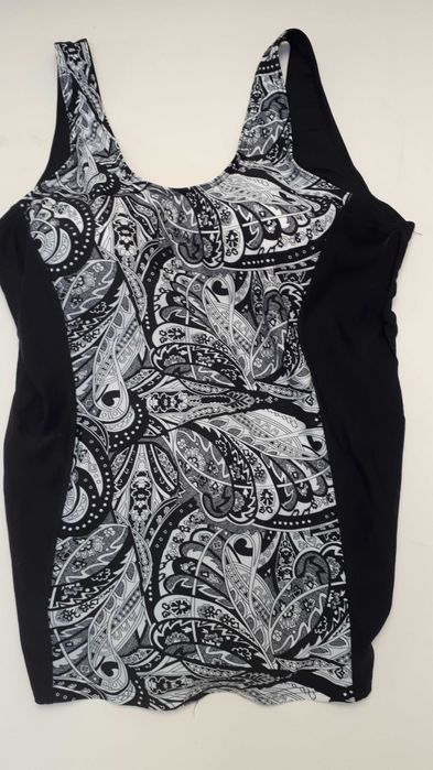 Strój kąpielowy 46