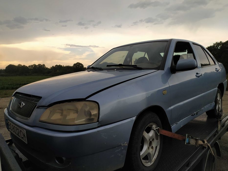 Чері Амулет. газ-бензин.