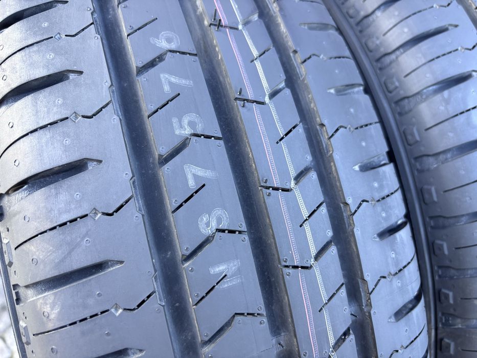 Komplet dostawcze Nexen Roadian CTX 215/75 R16C rok 2024 Nowe 116/114