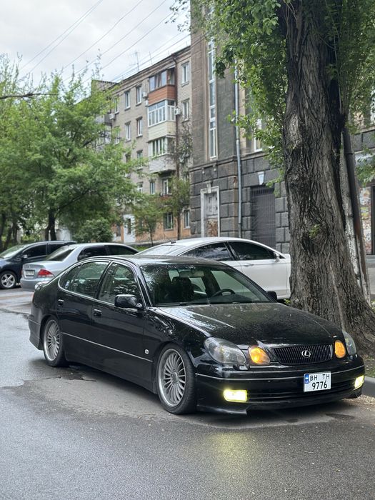 Продам лексус gs 300