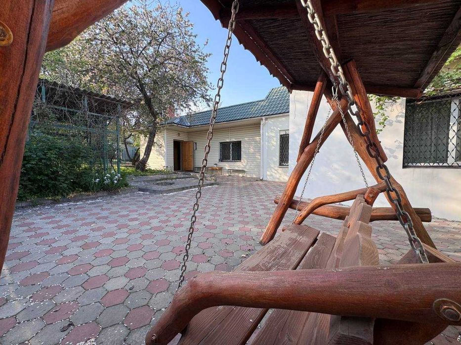 Сдам 2-эт. ДОМ для семьи по улице Володарского