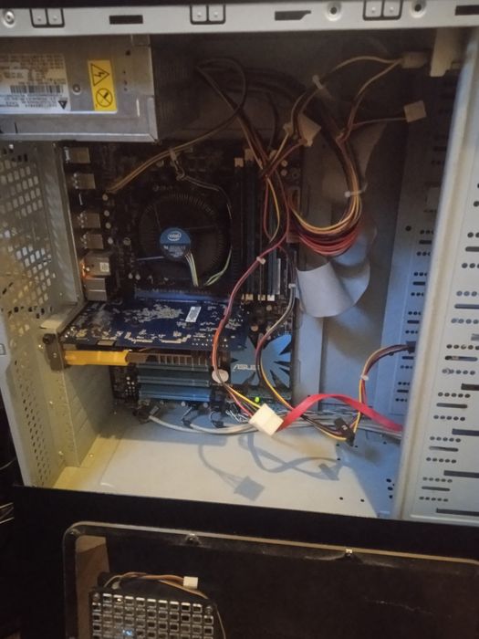 Torre de PC Gamming" i5 de processador"