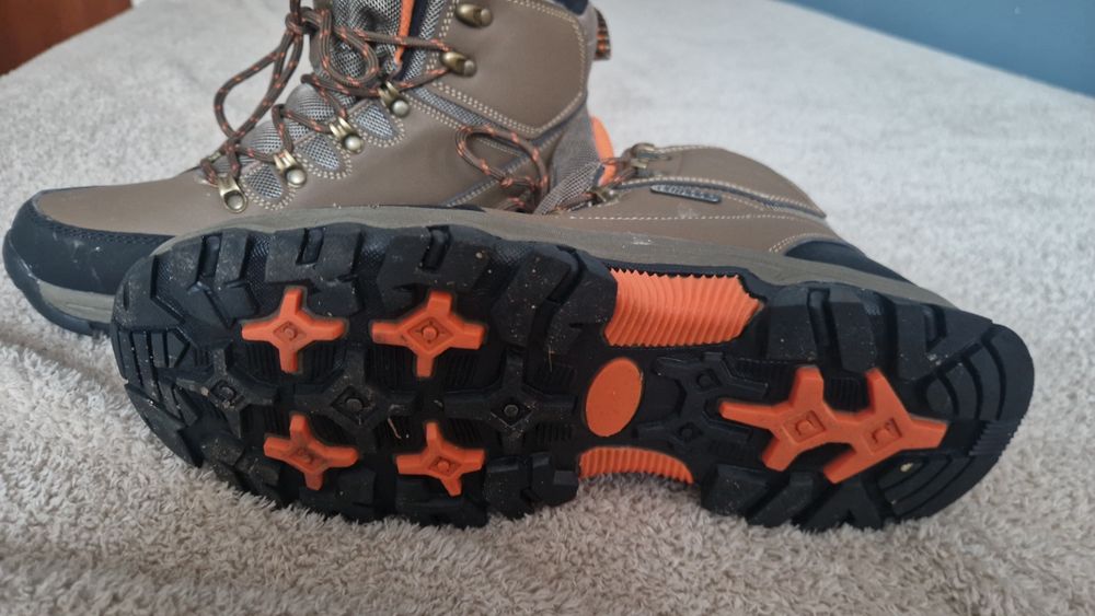 buty górskie zimowe roziar 42 założone raz