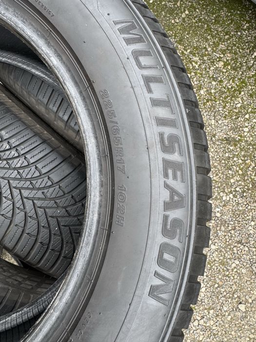 225/65/17 102H Firestone MultiSeason