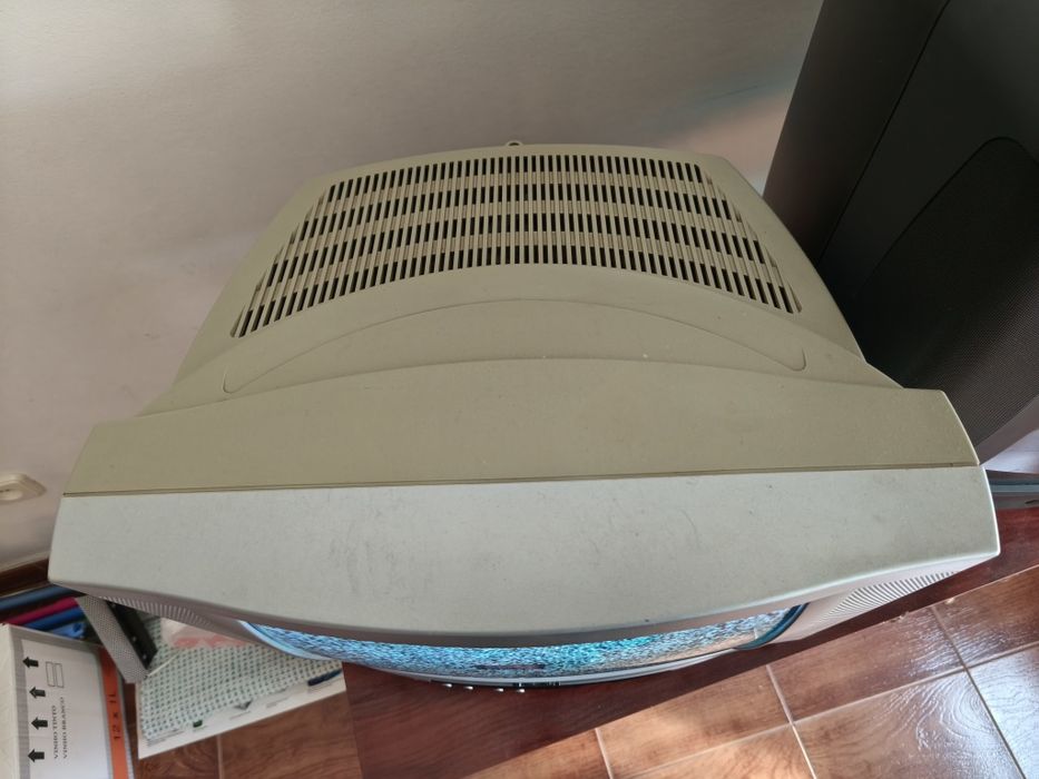 Televisor Firstline
