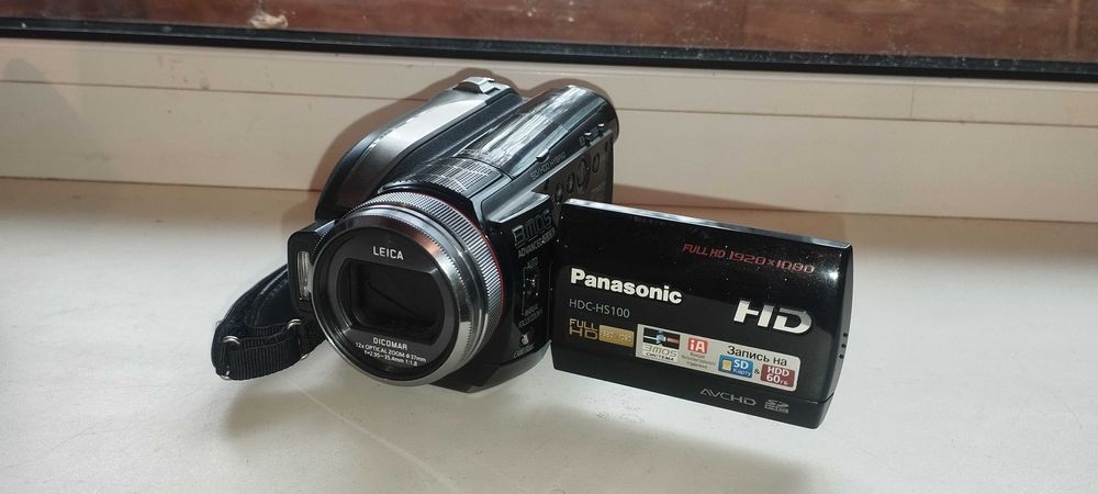 Відеокамера Panasonic HDC-HS100: 3 000 грн. - Видеокамеры Харьков