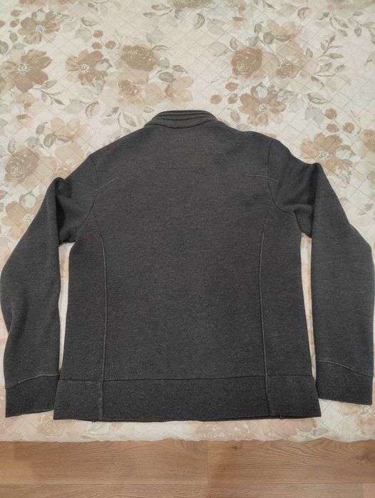 Casaco em tecido grosso Energie tam XL em muito bom estado