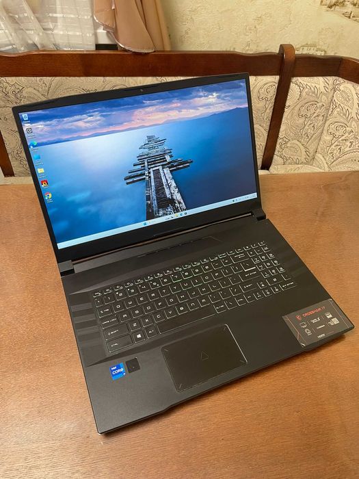 Ноутбук 17" FHD MSI CrossHair 17 (i7-11800H/16/SSD 512Gb/RTX3050ti)
