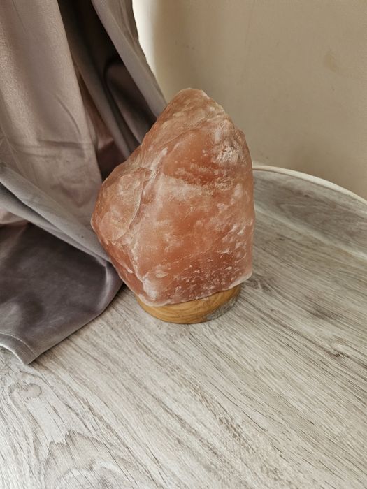 Lampa solna w pełni sprawna