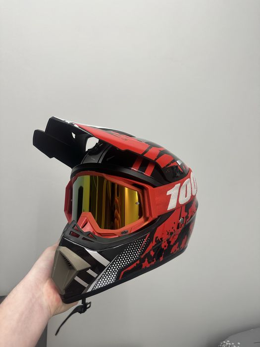 Кросовий шлем