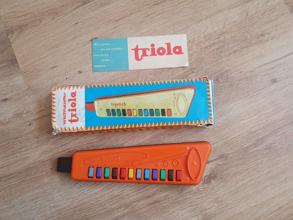 Игрушка  СССР ГДР GDR Детский музыкальный инструмент гармошка Triola