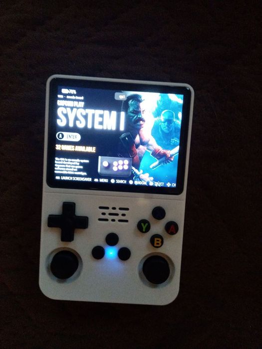 Портативная ретро консоль R36S 64gb