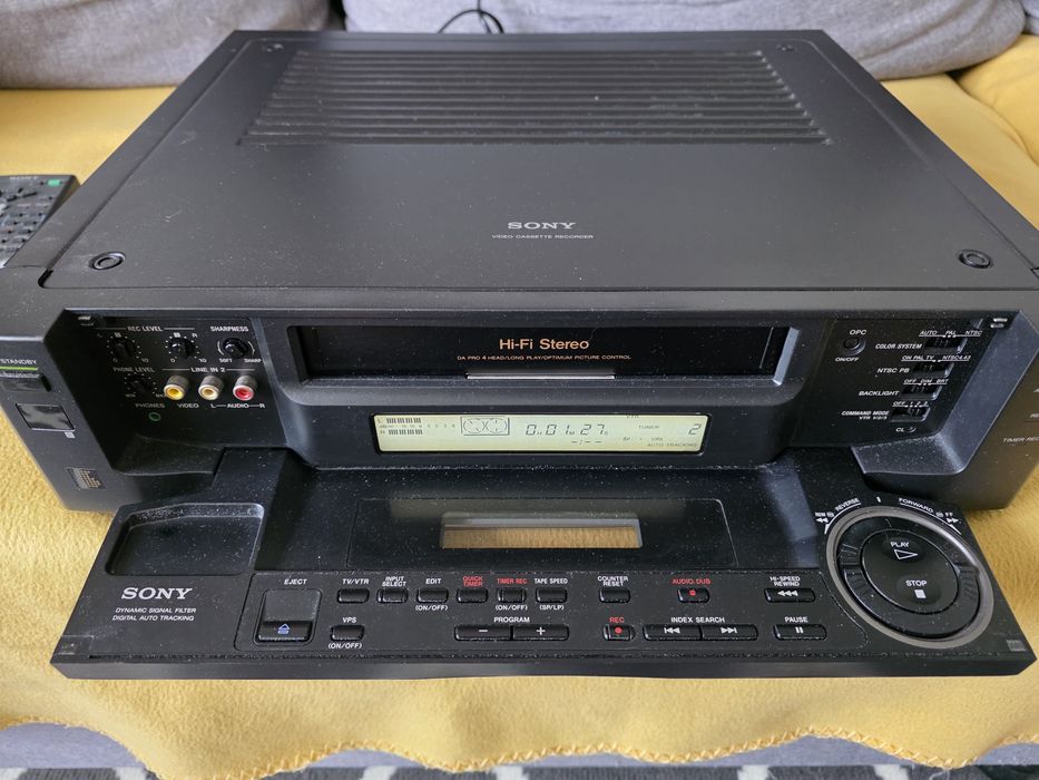 Magnetowid Sony SLV-E9