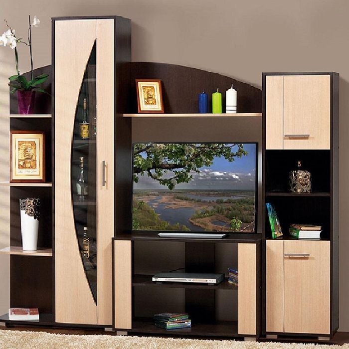 Продам сучасну компактну стінку.в гарному стані.