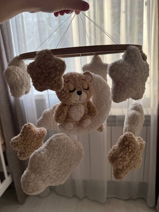 Продам дитячий музичний мобіль