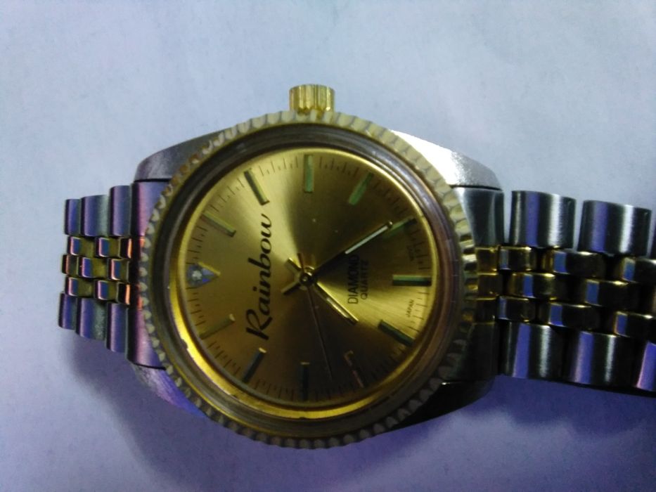 Relógio em bom estado