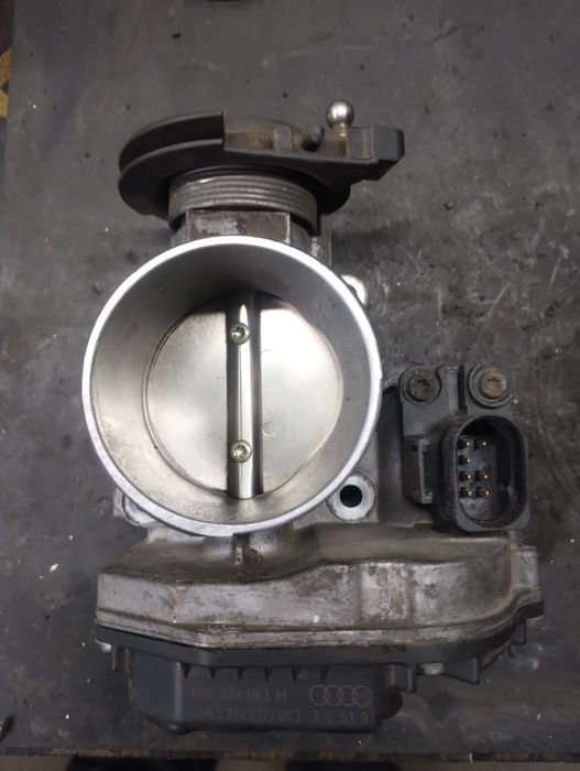 Дроссельная заслонка audi vw 1.8t