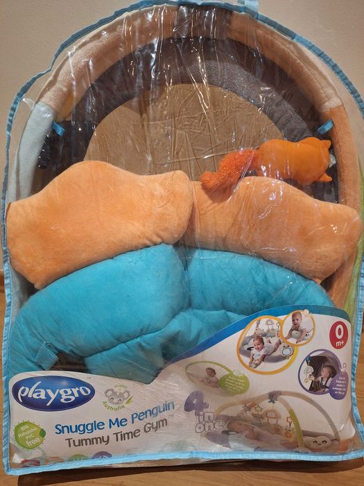 Tummy time gym playgro pingui.